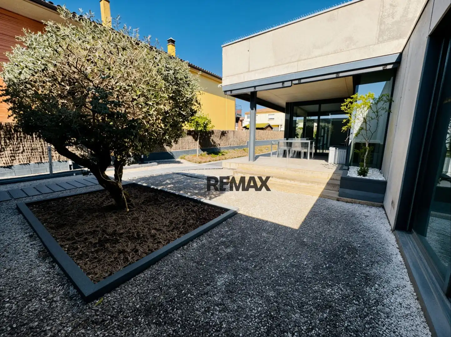 Terrassa de Casa o xalet en venda en Porqueres amb Jardí privat, Terrassa i Traster