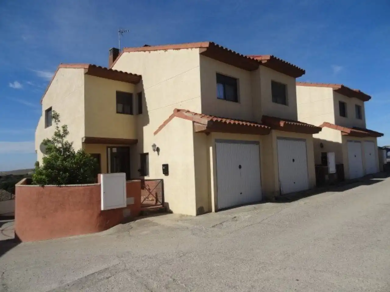 Vista exterior de Casa o chalet en venta en Alfántega con Calefacción y Terraza