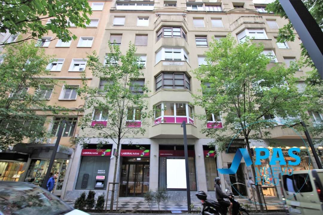 Vista exterior de Pis en venda en Santander