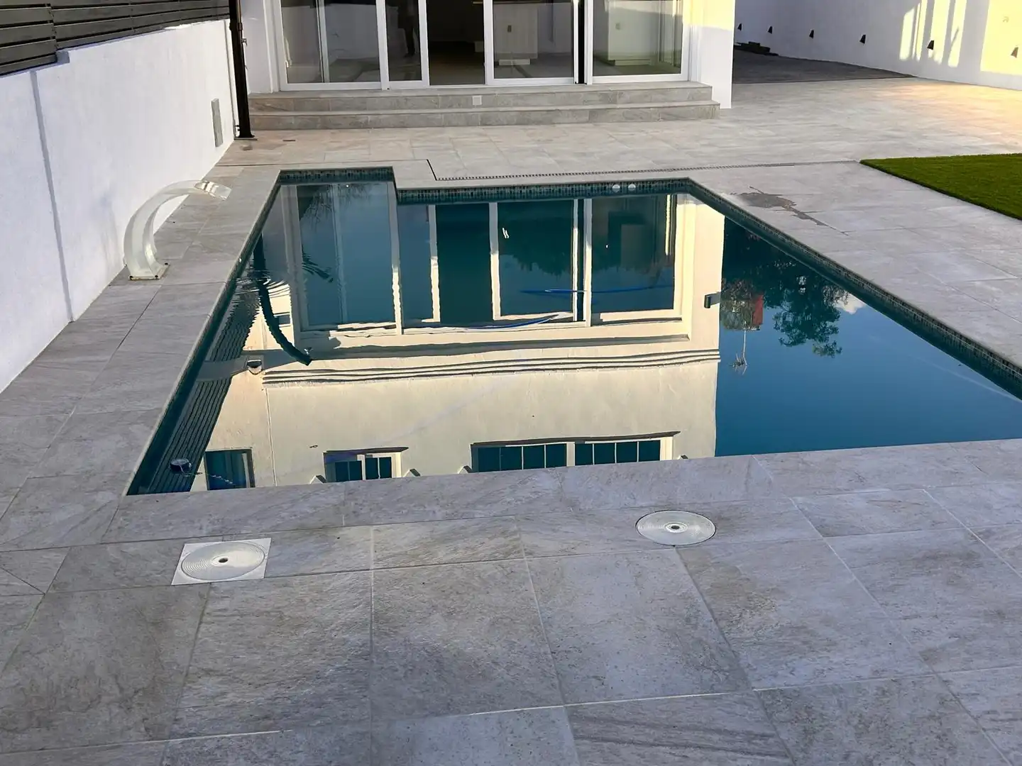 Swimming pool of Houses for sale in Marbella  with Air Conditioner, Heating and Private garden