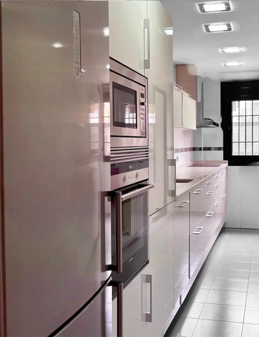 Cocina de Piso en venta en  Granada Capital con Aire acondicionado, Terraza y Piscina