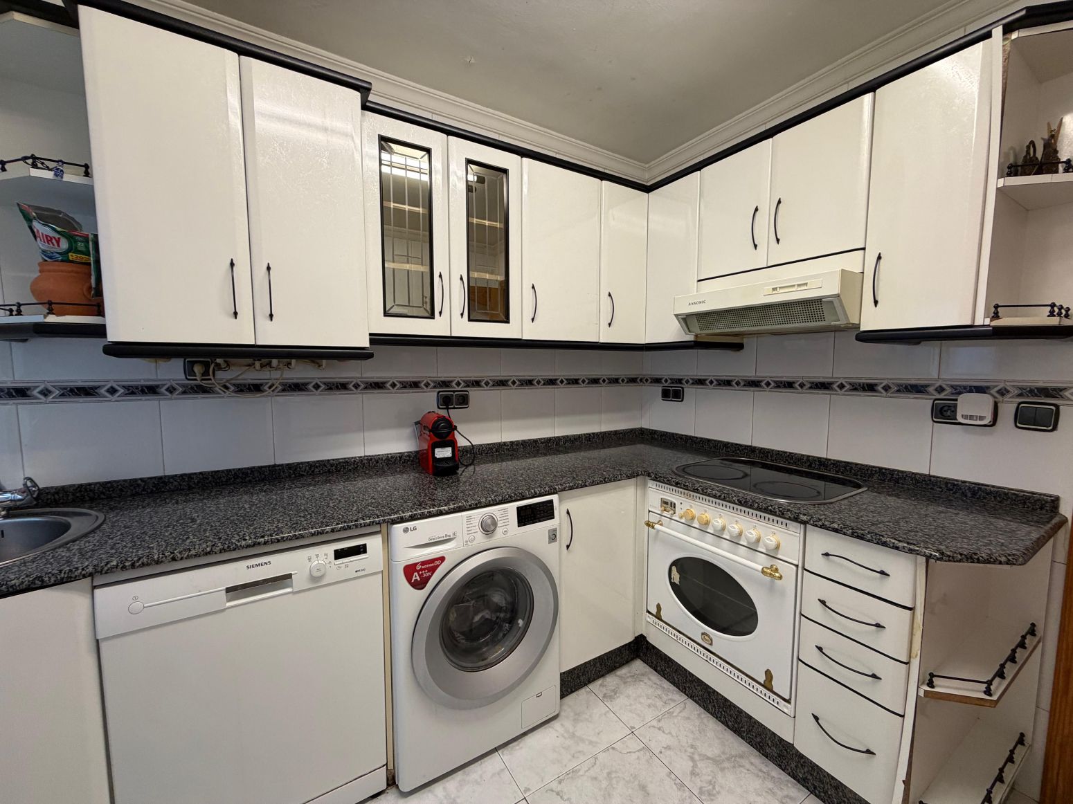 Kitchen of Flat for sale in Avilés  with Heating, Furnished and Balcony