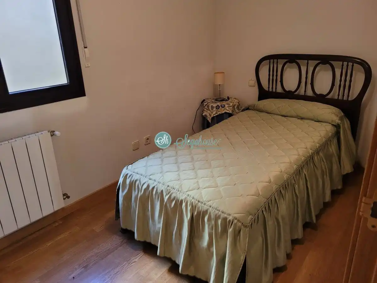 Bedroom of Flat for sale in Palazuelos de Eresma  with Heating, Storage room and Community pool