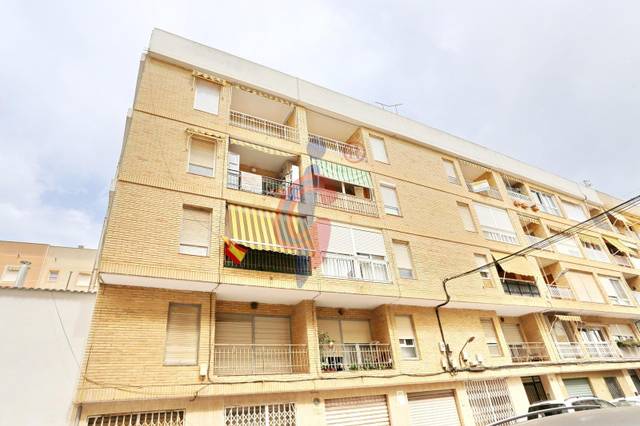 Apartamento en Venta en Calle Miguel Hernández, 129 en Las Viñas