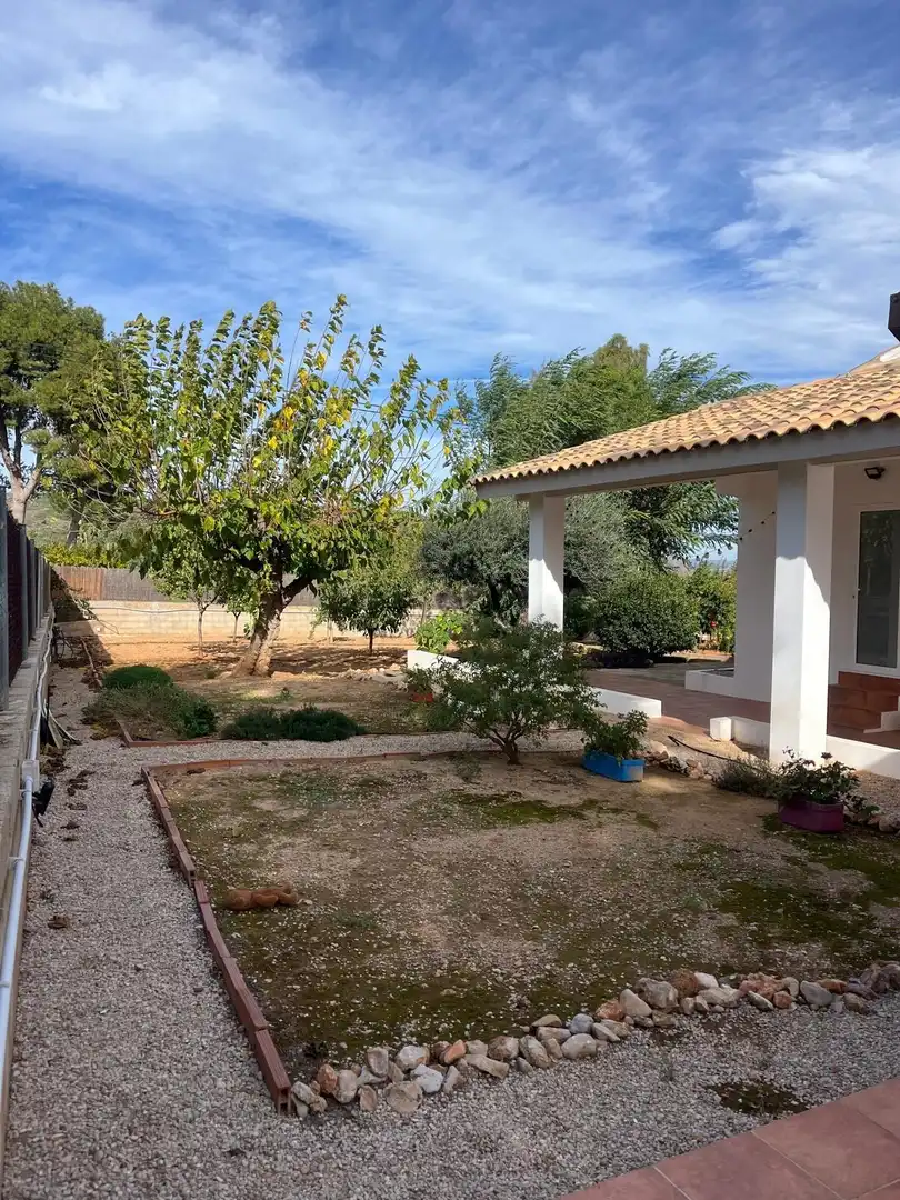 Jardín de Casa o chalet en venta en Llombai con Aire acondicionado, Calefacción y Terraza