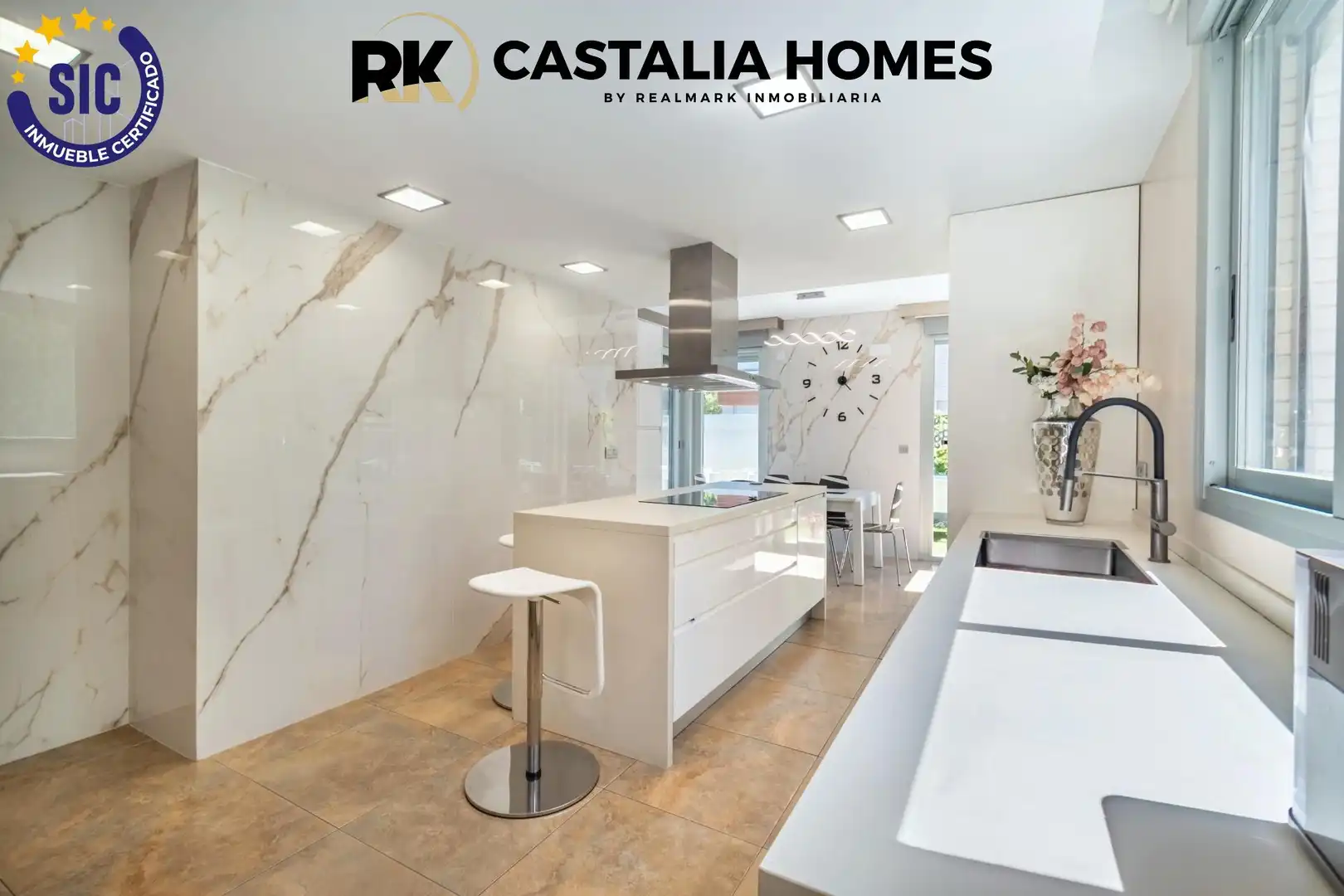 Cuina de Casa o xalet en venda en Benicasim / Benicàssim amb Aire condicionat, Calefacció i Jardí privat