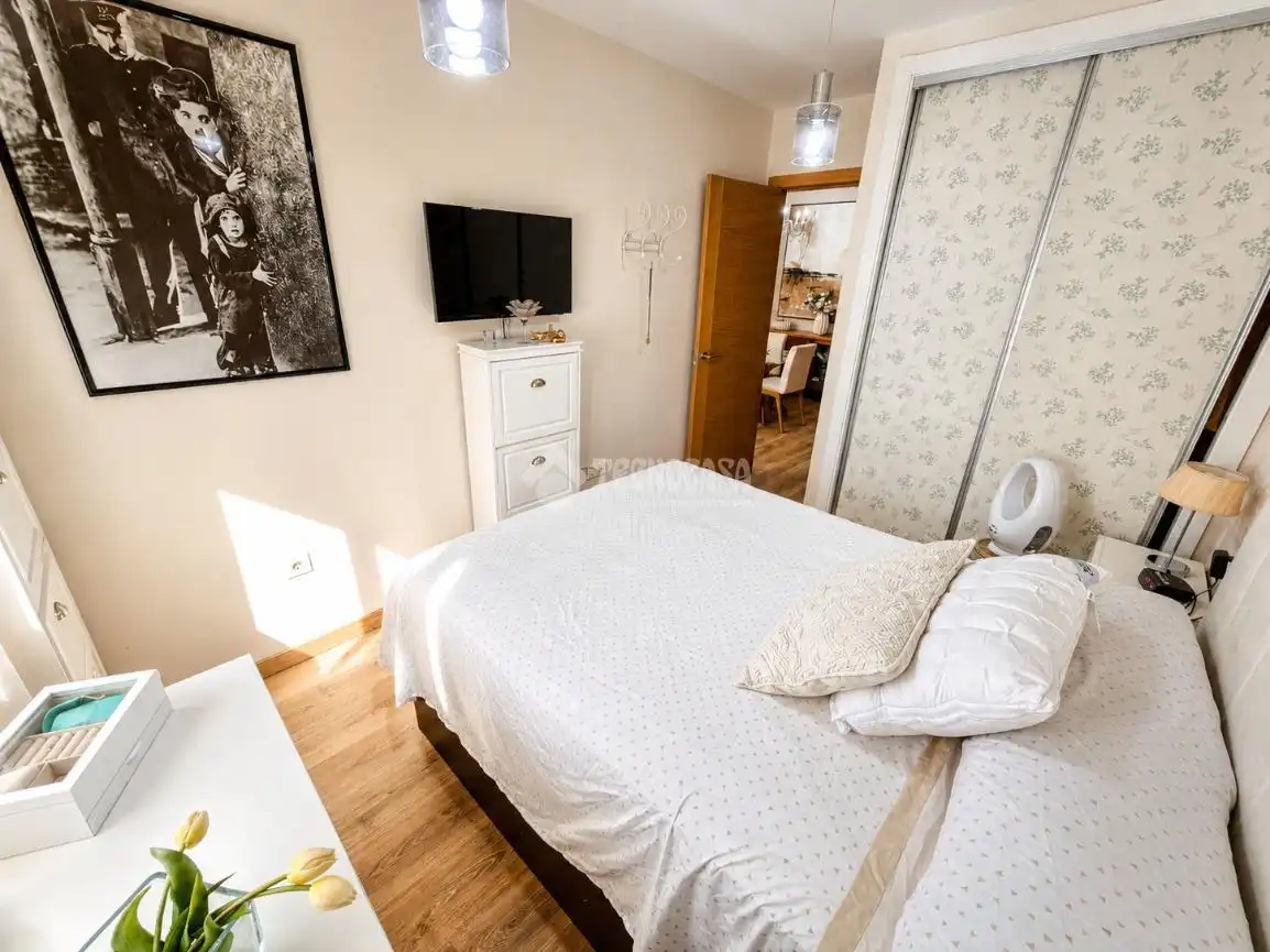 Bedroom of Flat for sale in Armilla  with Air Conditioner, Terrace and Storage room