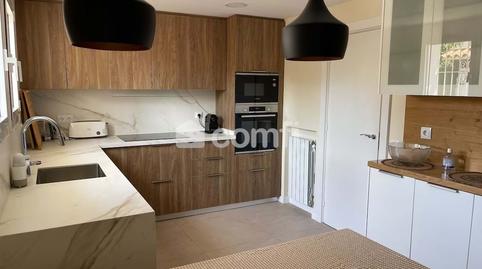 Foto 2 de Casa adosada de alquiler en Carrer de Mimoses, Puig Moltó - Can Macià, Barcelona