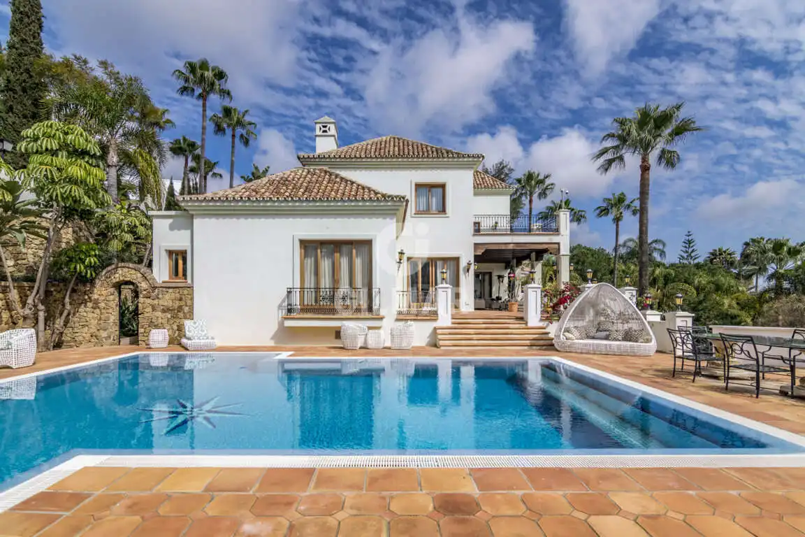 Villa mit Pool zum Verkauf in Benamara - Atalaya
