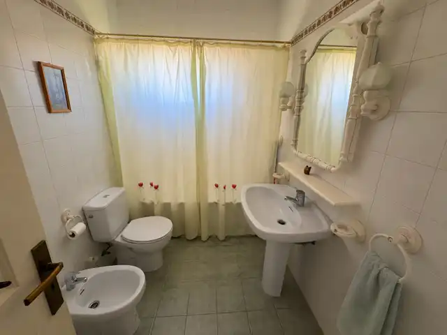 Baño de Casa o chalet en venta en Algeciras con Aire acondicionado, Jardín privado y Terraza