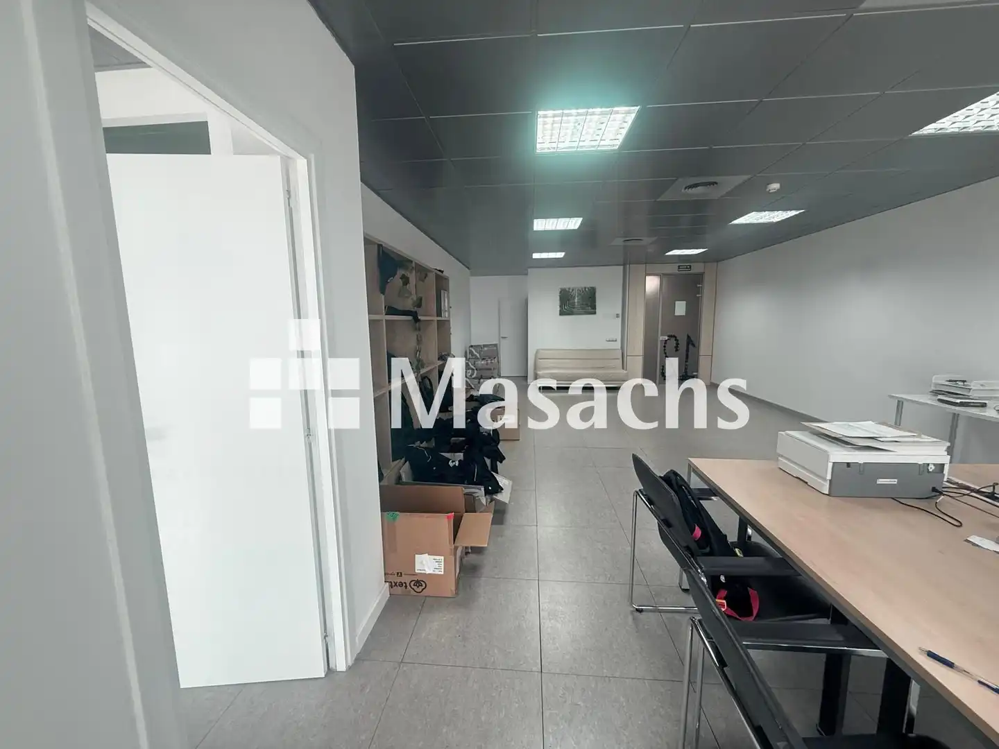 Büro zur Miete in Terrassa mit Klimaanlage, Internet und Alarm