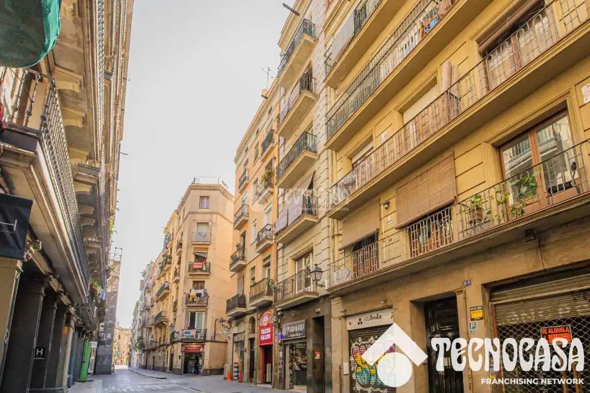 Appartamento in vendita a Ciutat Vella, imagen 16