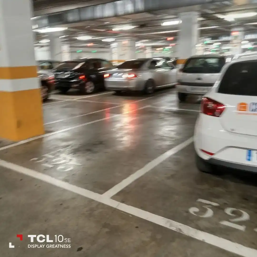 Parkplatz von Wohnungen zur Miete in Madrid mit Möbliert