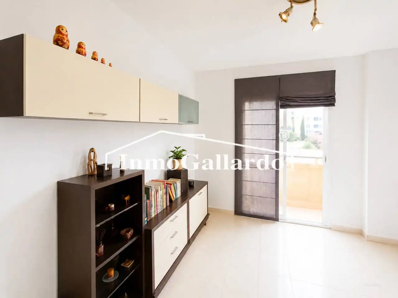 Sala de estar de Piso en venta en Rincón de la Victoria con Aire acondicionado, Terraza y Piscina comunitaria
