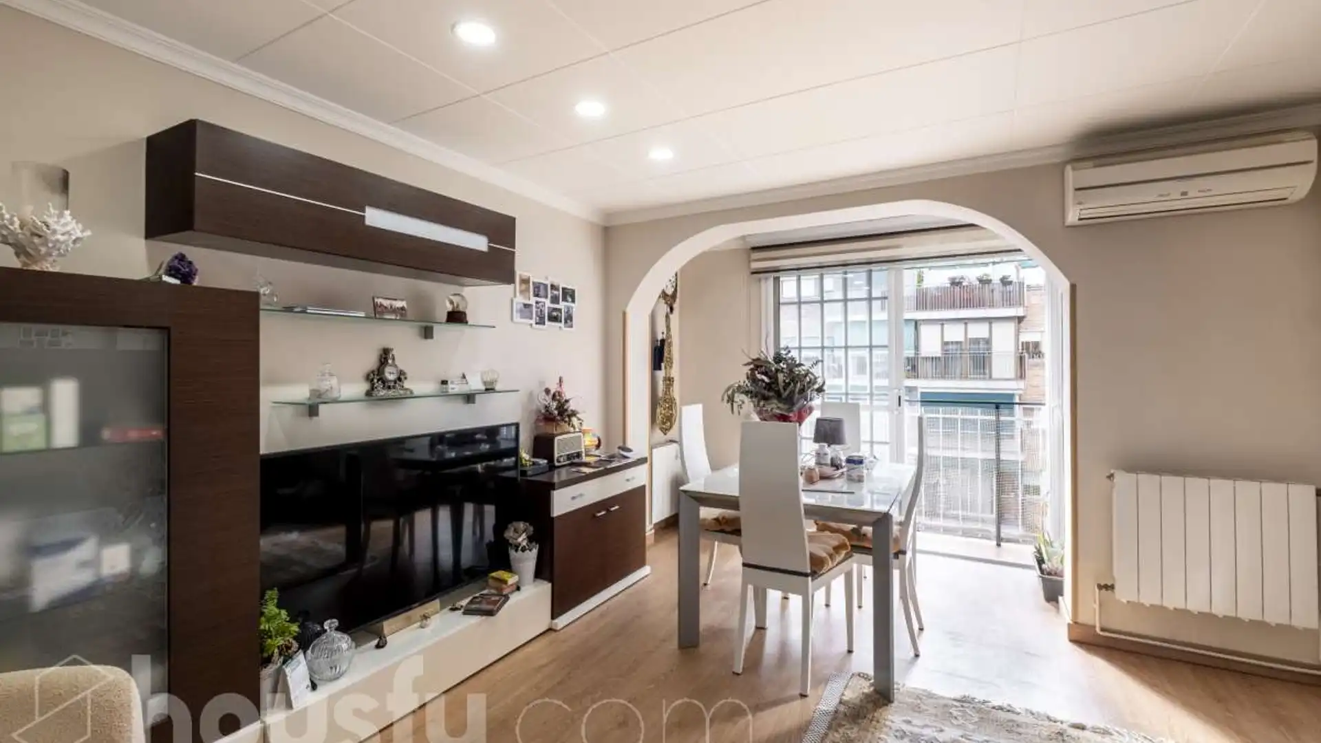 Living room of Flat for sale in  Barcelona Capital  with Air Conditioner, Heating and Furnished