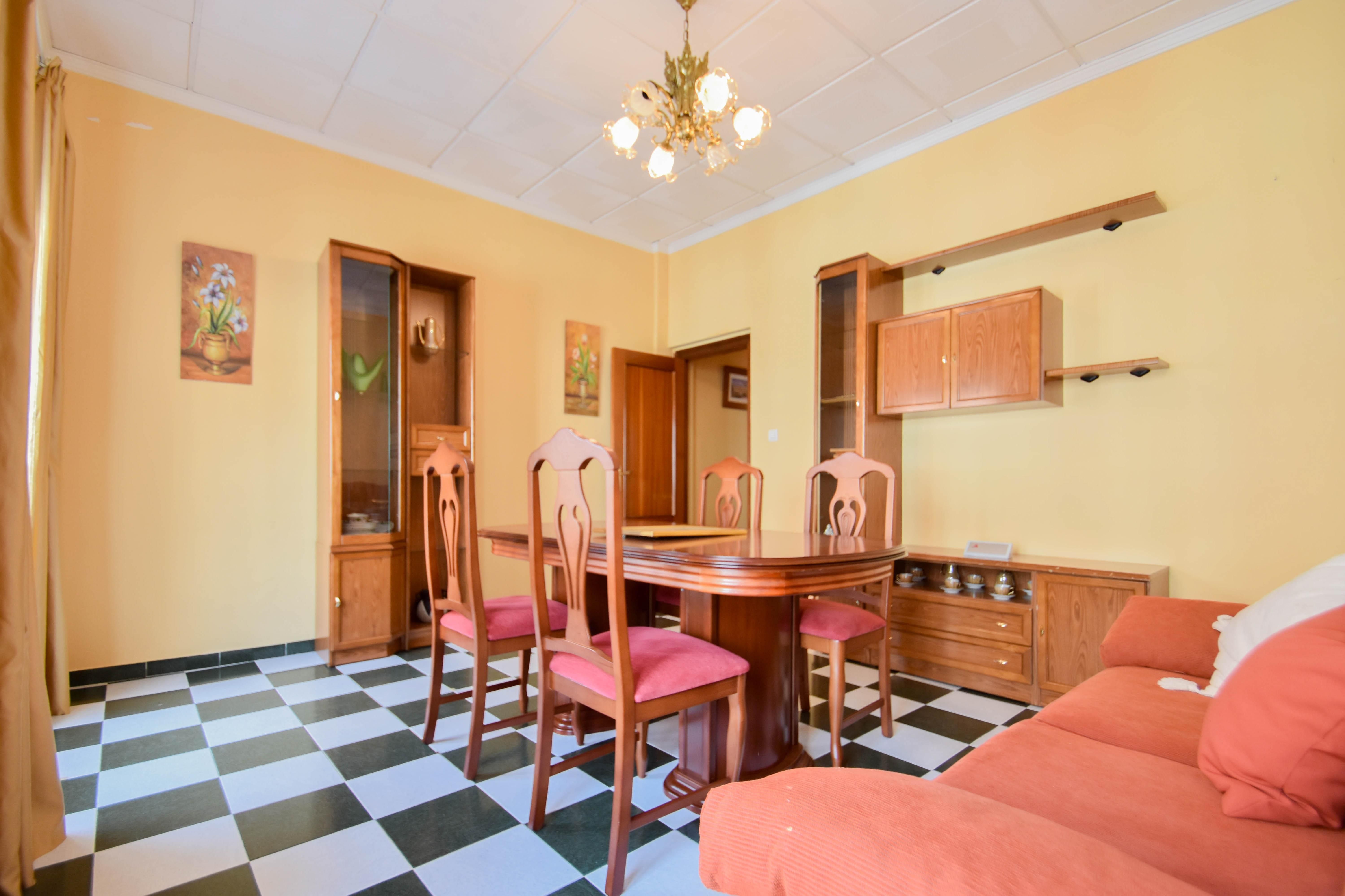 Single-family semi-detached for sale in Calle de las Eras Bajas