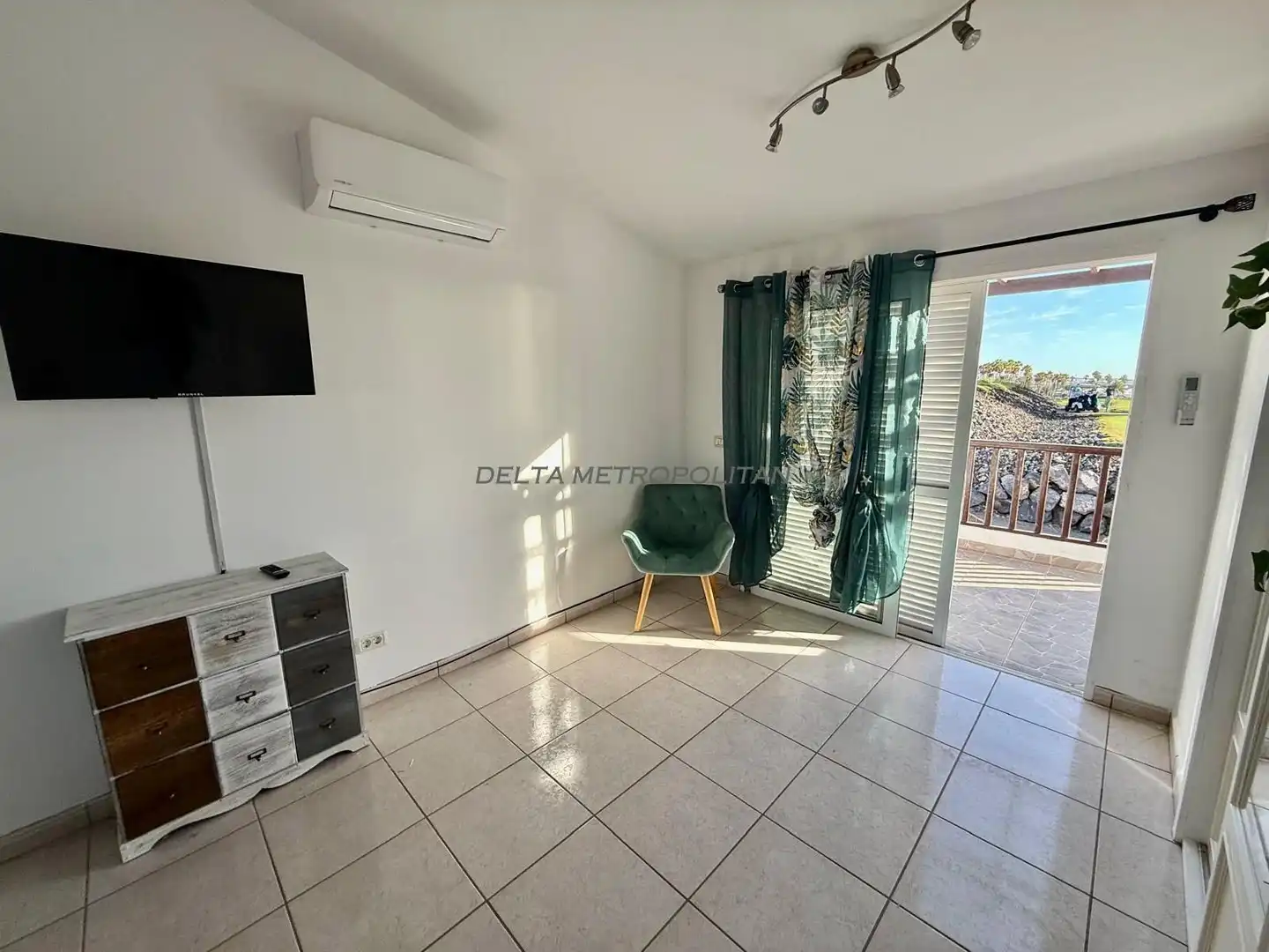 Living room of Duplexes for sale in San Miguel de Abona  with Air Conditioner, Terrace and Storage room