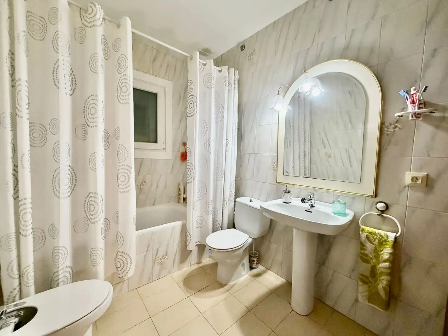 Bathroom of Houses for sale in Creixell  with Private garden