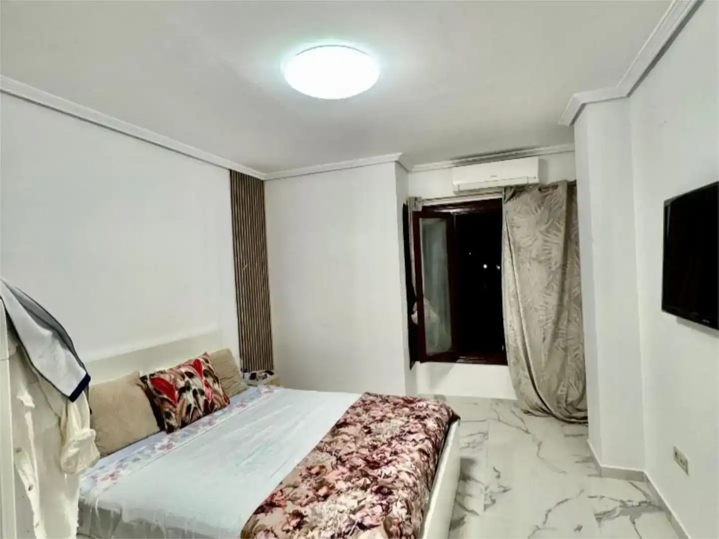 Dormitori de Dúplex en venda en San Fernando amb Aire condicionat, Jardí privat i Parquet