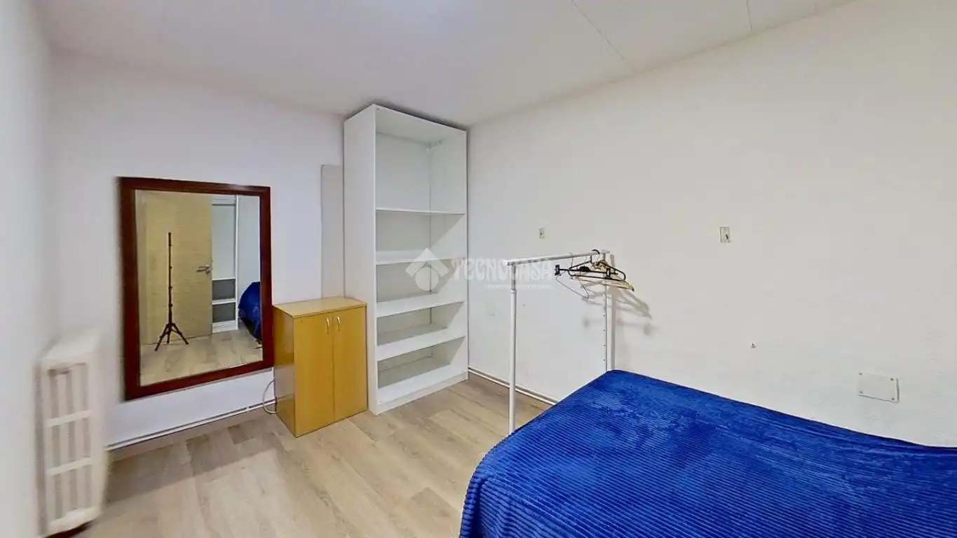 Habitación de Piso en venta en Escodines
