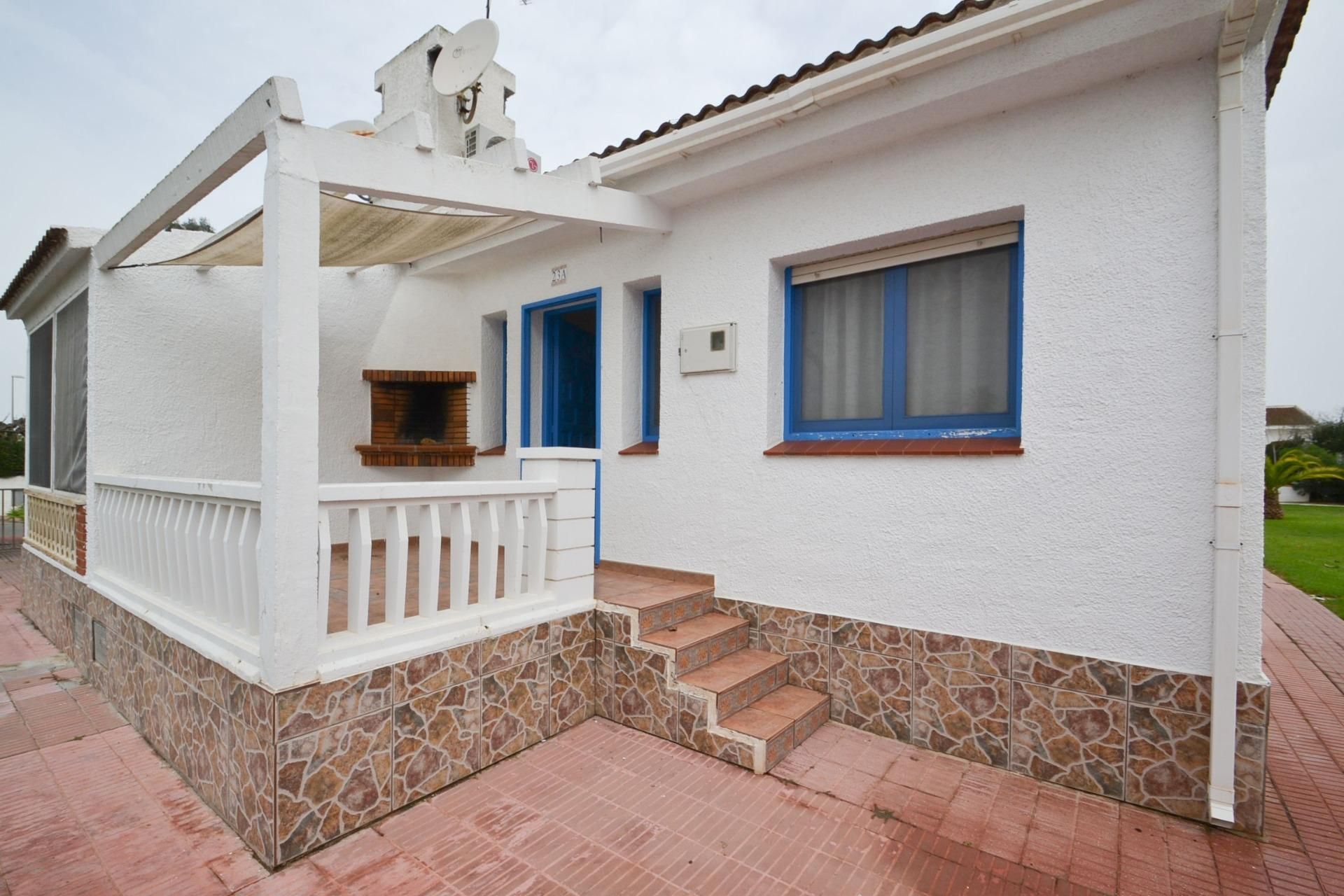 Exterior view of House or chalet for sale in Deltebre  with Air Conditioner, Private garden and Terrace