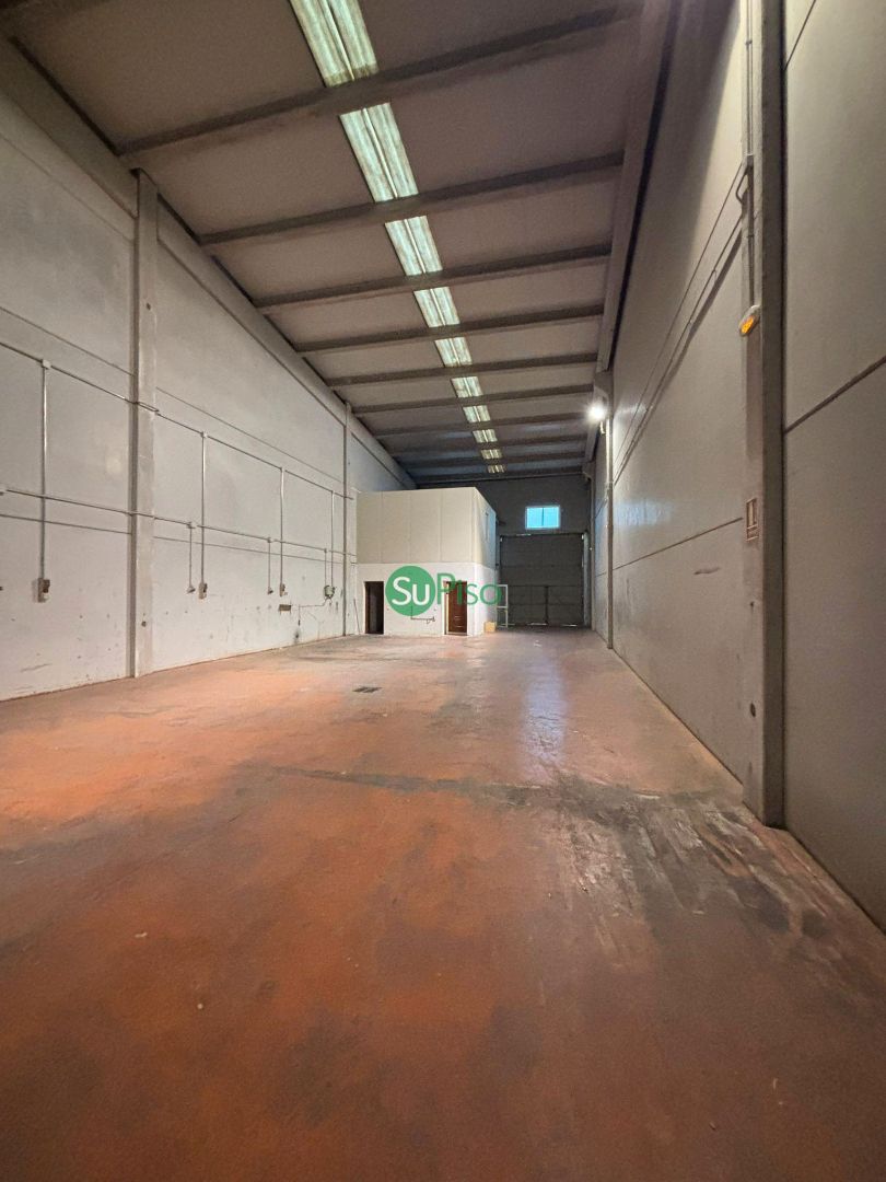 Nau industrial en venda en Illescas amb Alarma