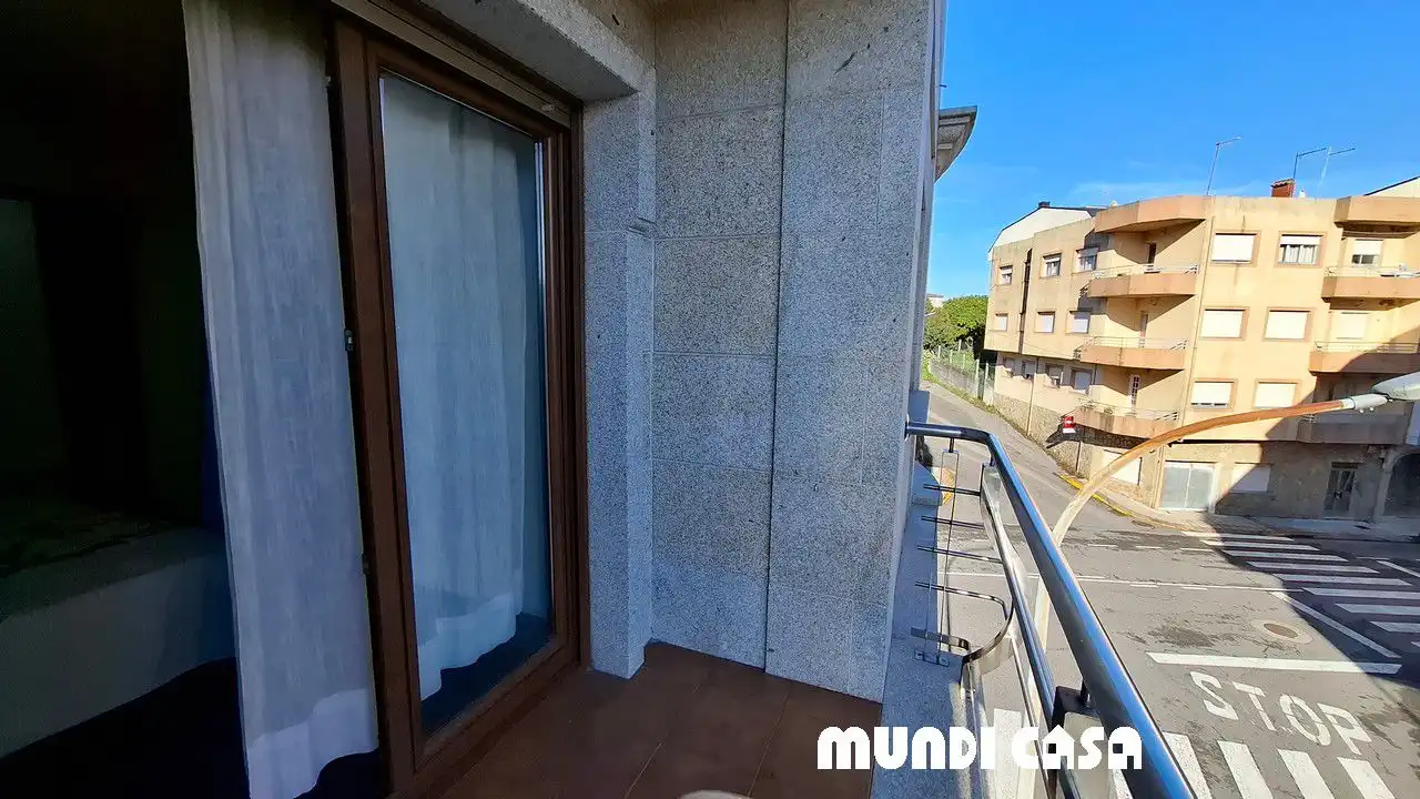 Apartments for sale in PERALTO-ESCARABOTE, Boiro