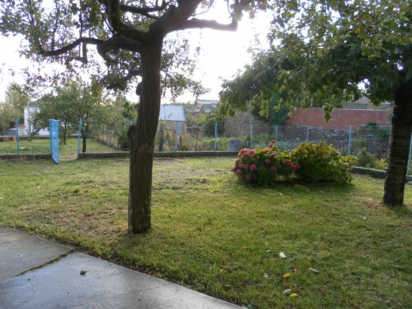 Jardín de Casa o chalet en venta en Lucillo con Calefacción, Parquet y Trastero