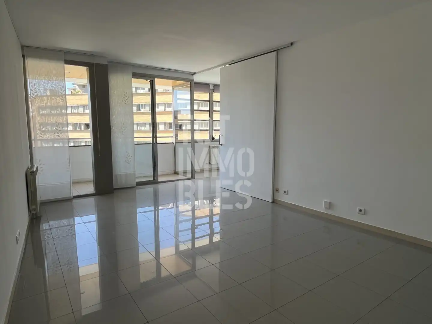 Bedroom of Flat for sale in Girona  with Heating, Terrace and Swimming Pool