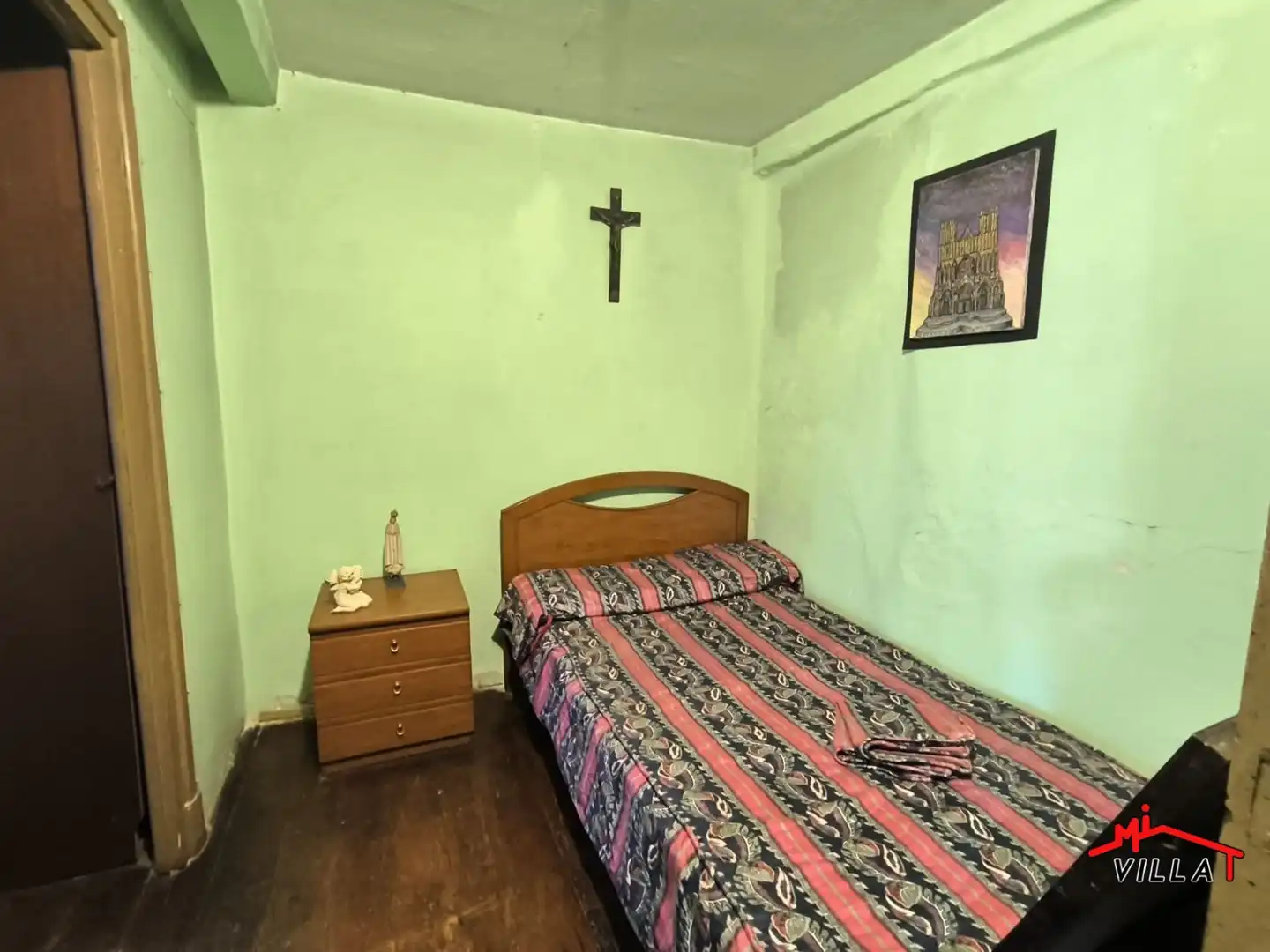 Habitación de Casa adosada en venta en Ampuero