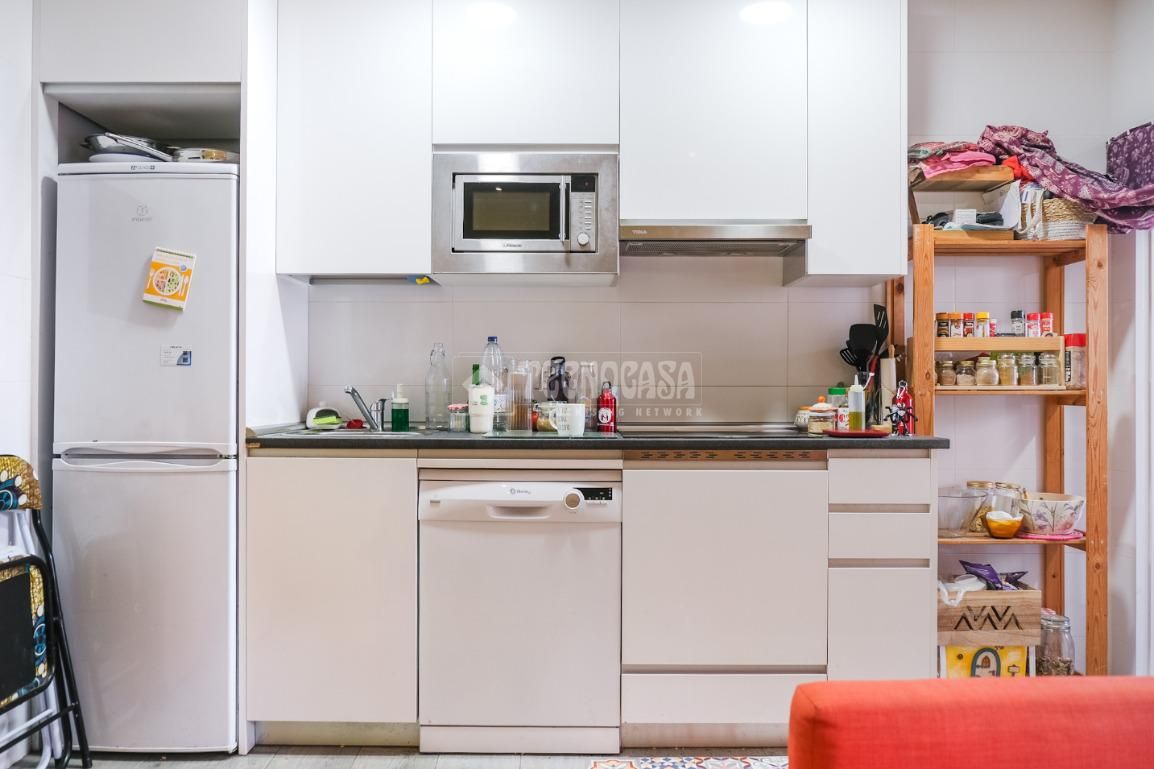 Cuina de Pis en venda en  Madrid Capital amb Terrassa i Balcó