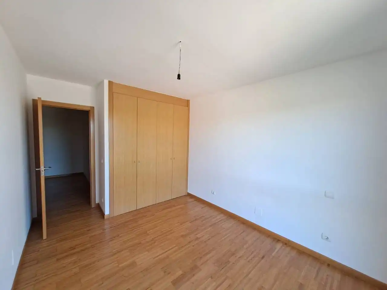 Bedroom of Houses for sale in Valdorros  with Heating, Private garden and Parquet flooring