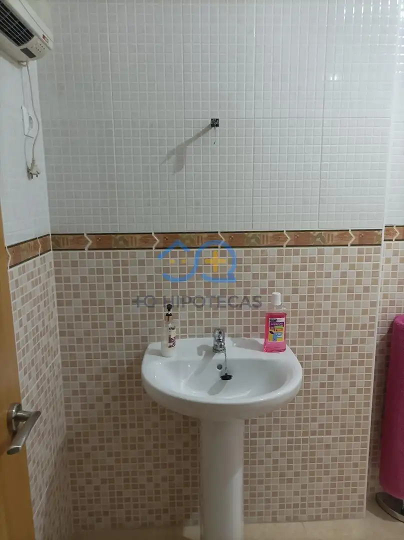Bany de Dúplex en venda en Numancia de la Sagra amb Calefacció i Terrassa