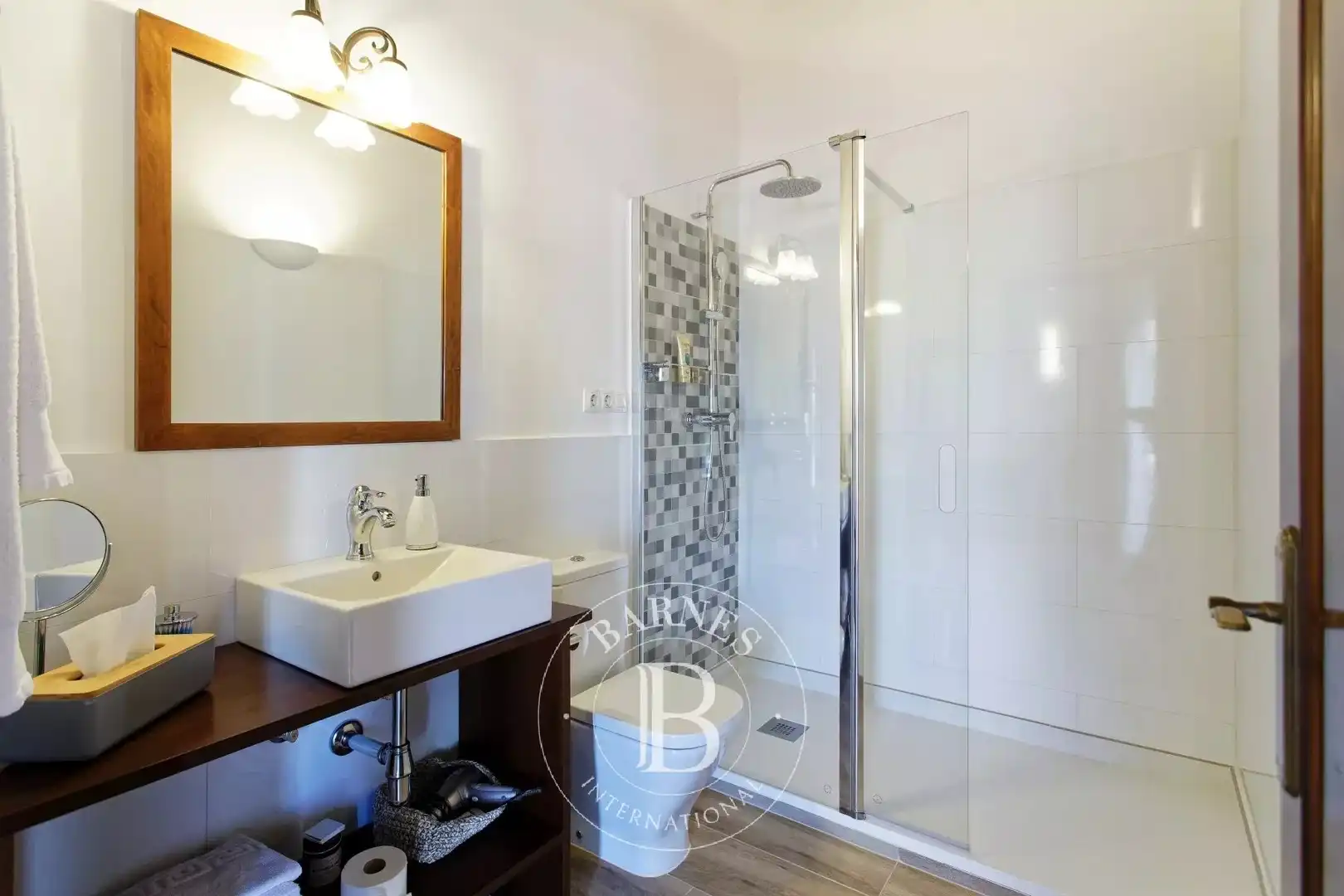 Bathroom of Houses for sale in Vilobí del Penedès  with Air Conditioner, Heating and Swimming Pool