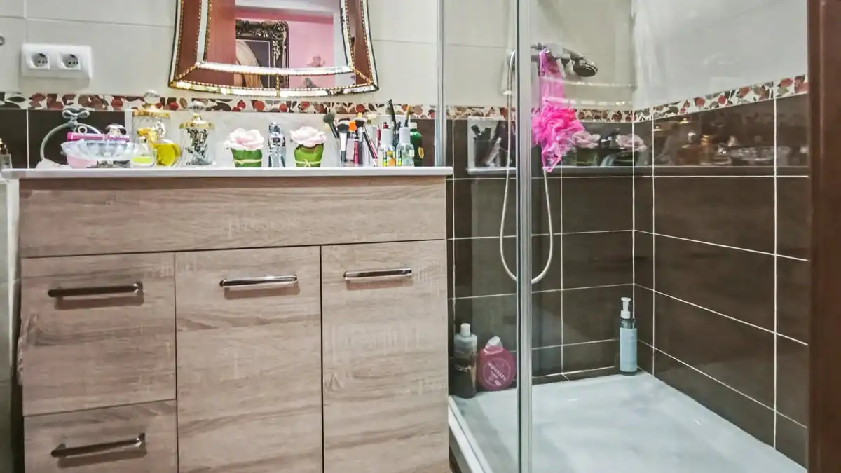 Bathroom of Flat for sale in Dénia  with Air Conditioner, Heating and Terrace