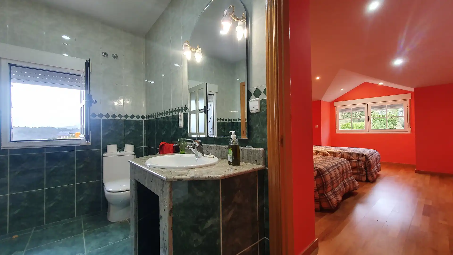 Baño de Casa o chalet en venta en Vega de Espinareda con Calefacción, Jardín privado y Terraza