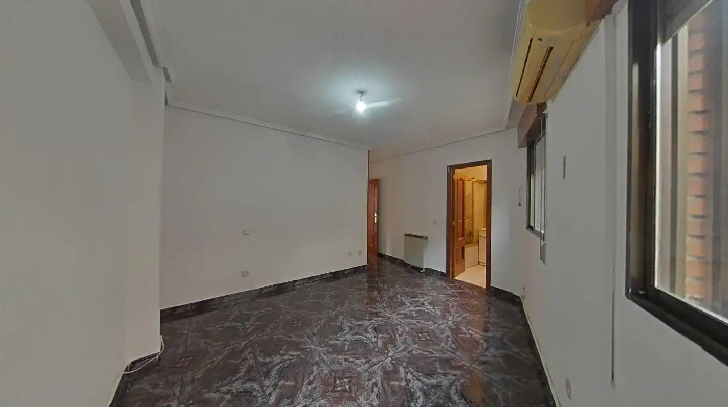 Bedroom of Flat for sale in Madrid  with Heating