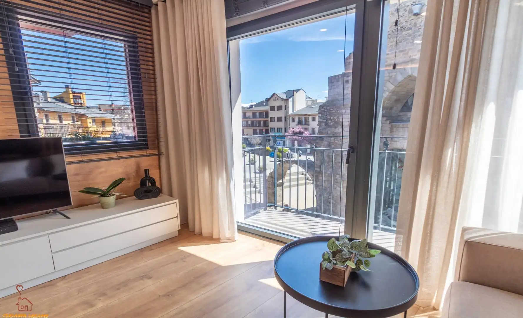 Terrasse von Wohnung zum Verkauf in Puigcerdà mit Heizung, Parkett und Abstellraum