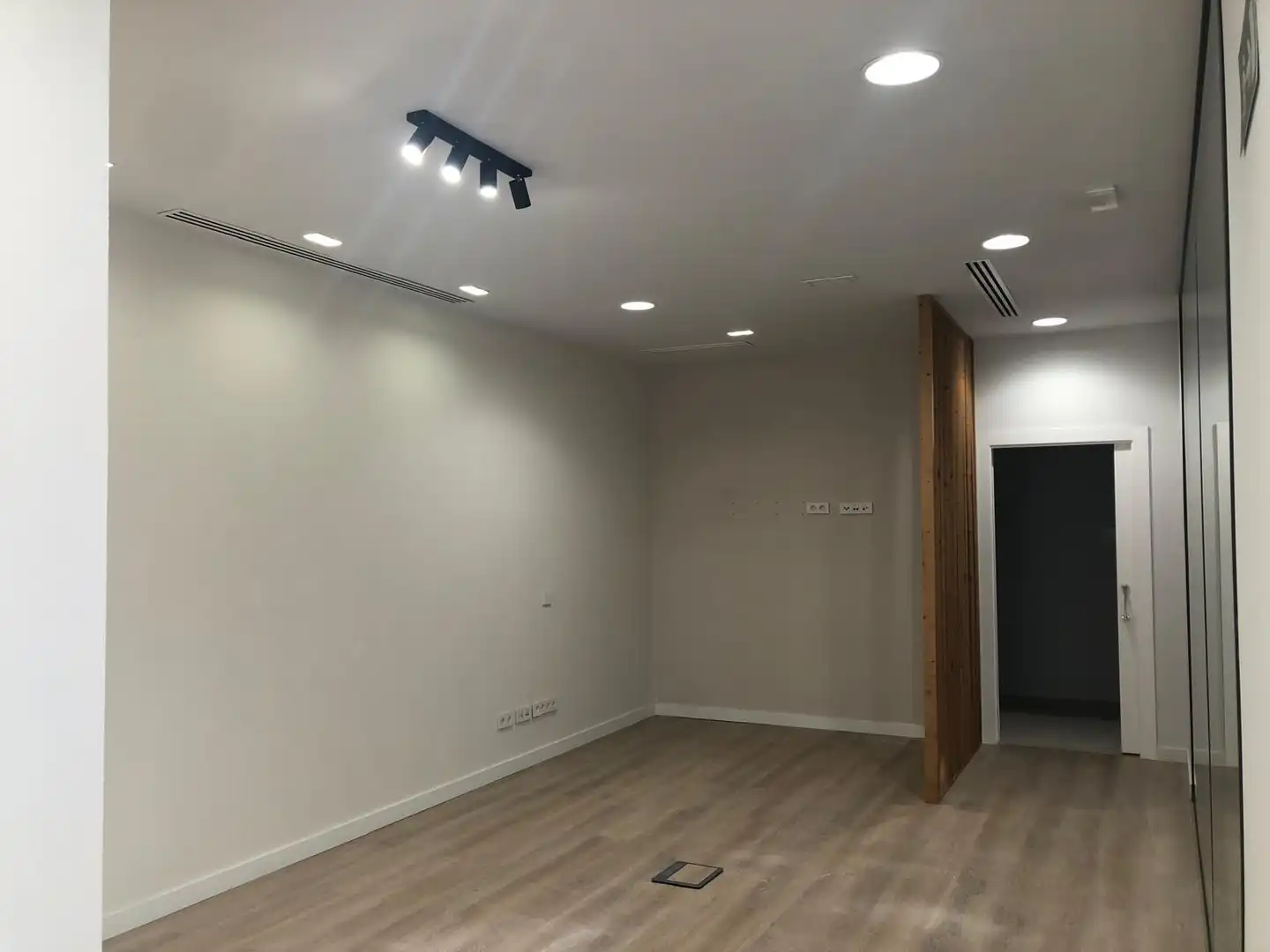 Office for rent in Sevilla