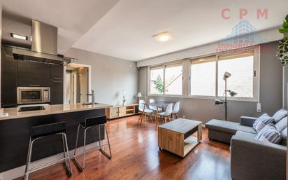 Sala d'estar de Pis de lloguer en  Madrid Capital amb Aire condicionat, Calefacció i Parquet
