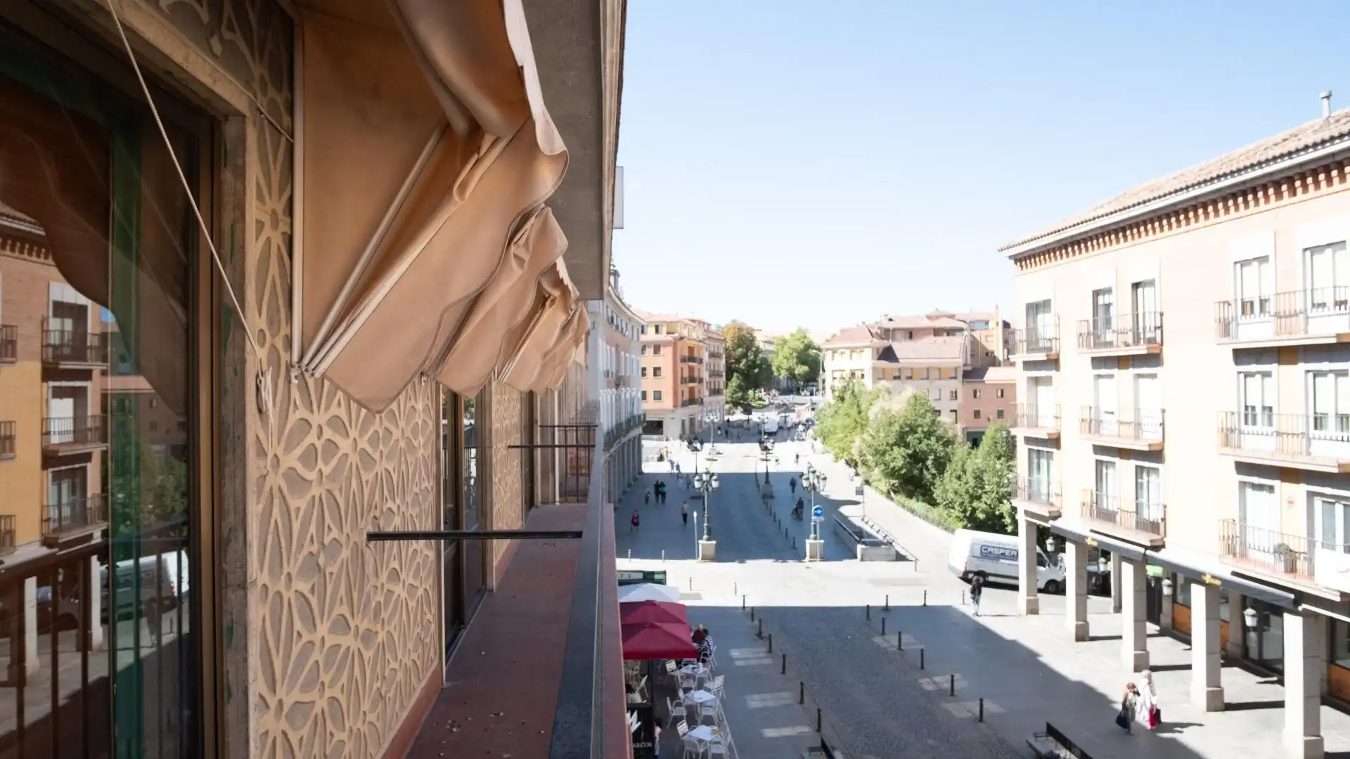 Vista exterior de Piso de alquiler en Segovia Capital con Terraza, Amueblado y Balcón