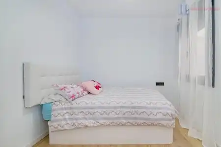 Schlafzimmer von Wohnungen zum Verkauf in Armilla mit Heizung, Abstellraum und Schwimmbad