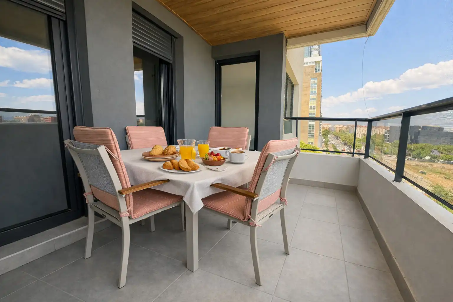Terraza de Piso en venta en Valencia con Aire acondicionado, Calefacción y Jardín privado