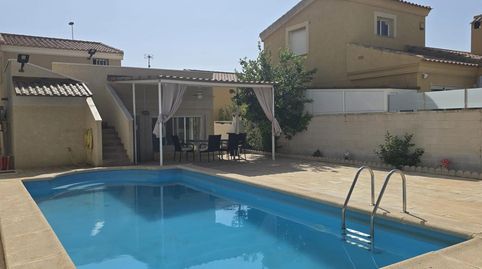 Villa tipo Dúplex con piscina privada, amplio jardín y solárium con vistas al mar, en El Alamillo, Puerto de Mazarrón