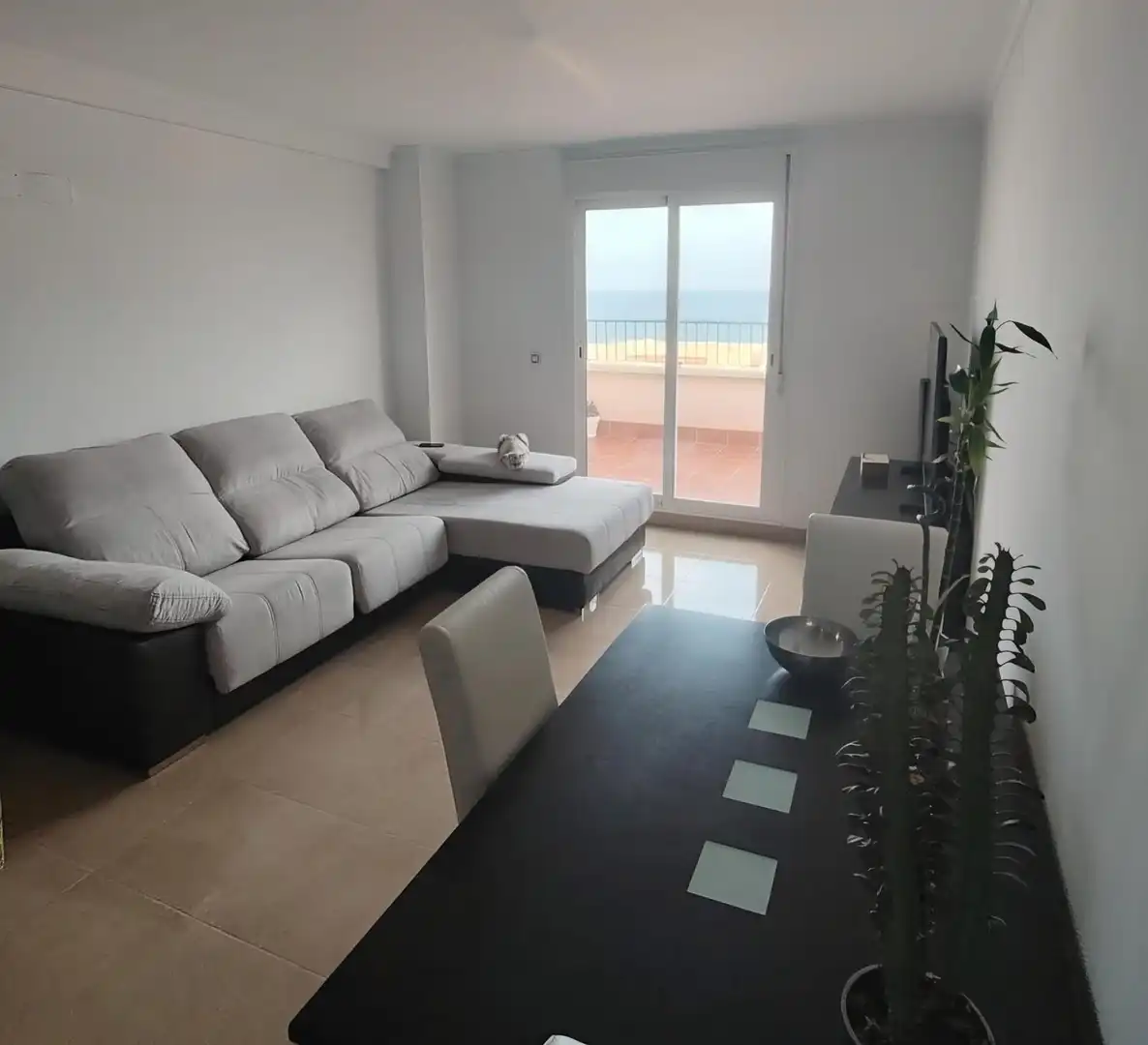 Sala de estar de Piso en venta en Carboneras con Terraza, Amueblado y Balcón