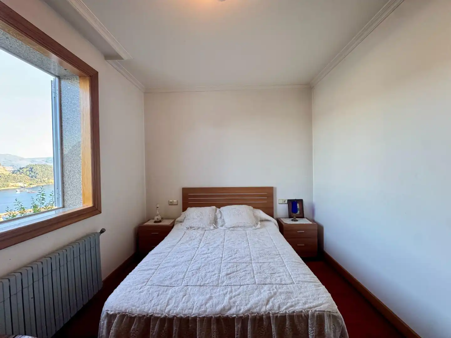 Schlafzimmer von Haus oder Chalet zum Verkauf in Redondela mit Heizung, Privatgarten und Parkett
