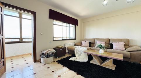 Foto 3 de Casa o xalet en venda a Calle de Álvaro Cunqueiro, 2, Portádego - Vilaboa Norte, Culleredo