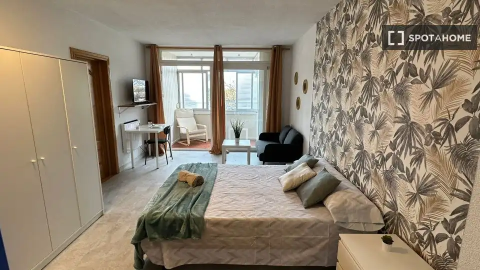 Bedroom of Flat for rent in Alcalá de Henares  with Air Conditioner, Heating and Furnished