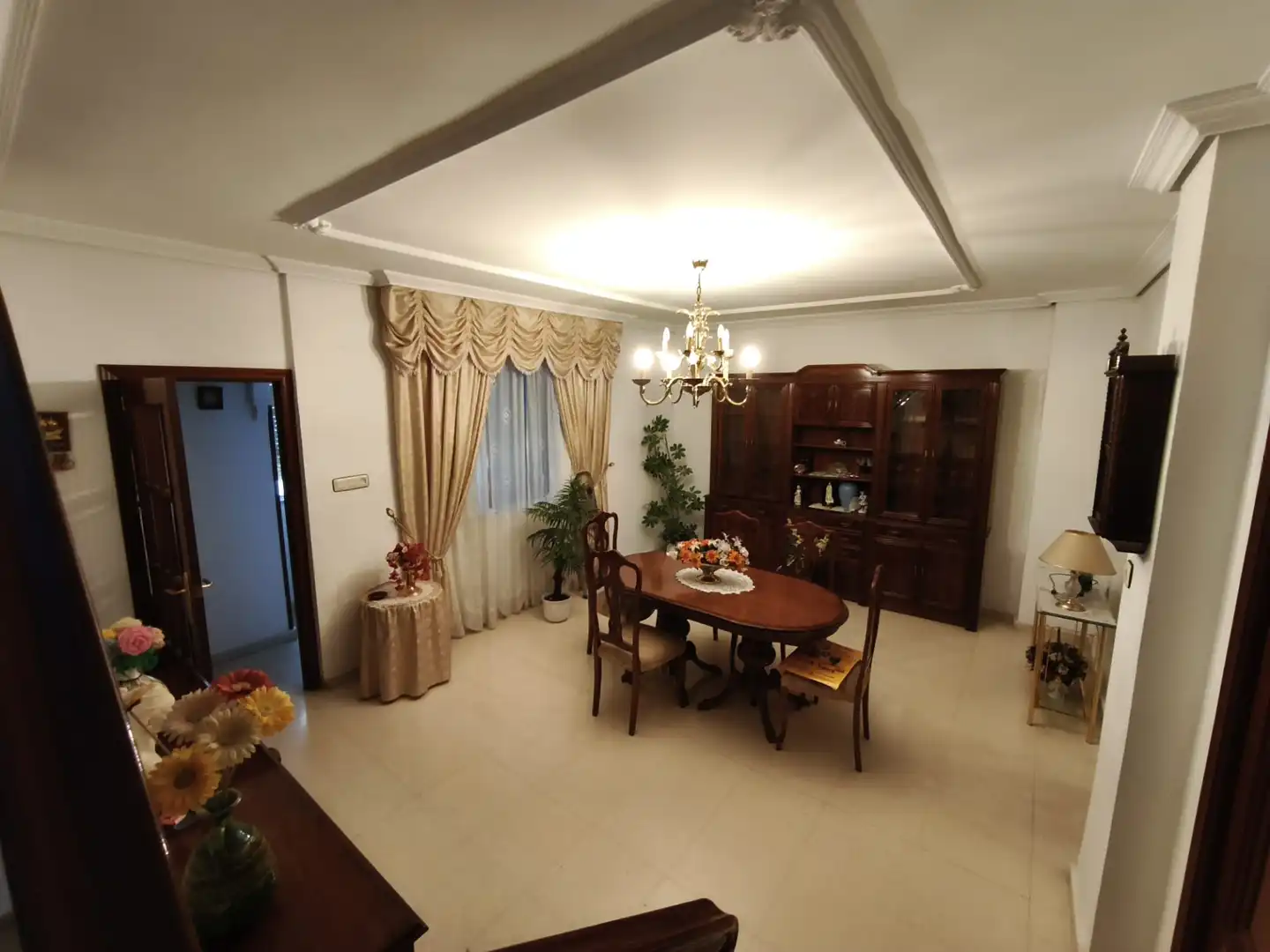 Comedor de Casa o chalet en venta en Sevilla con Terraza, Trastero y Amueblado