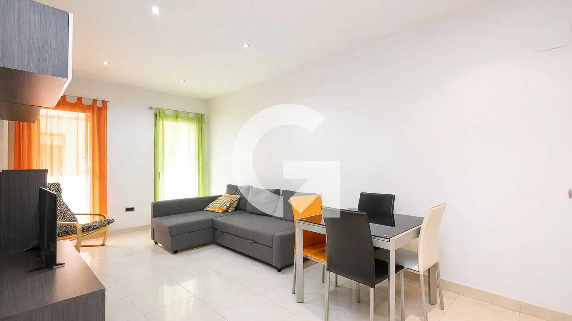 Sala de estar de Piso en venta en Sant Boi de Llobregat con Aire acondicionado